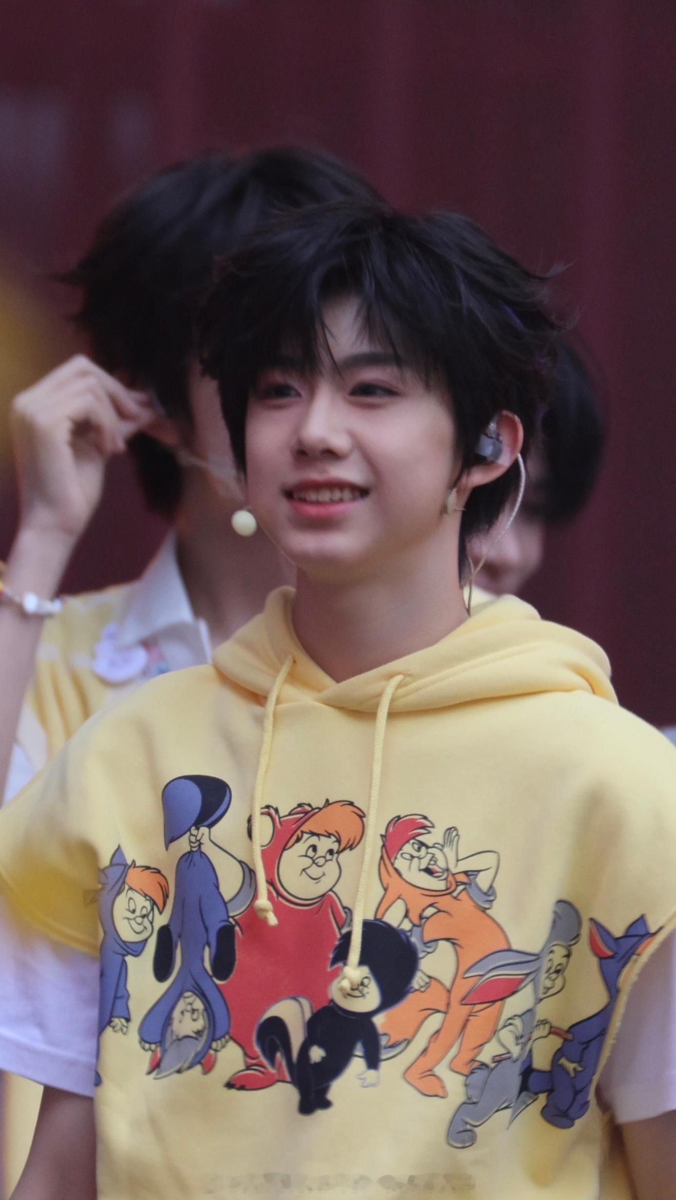 陈奕恒新音饭拍生图（稿主自摄）