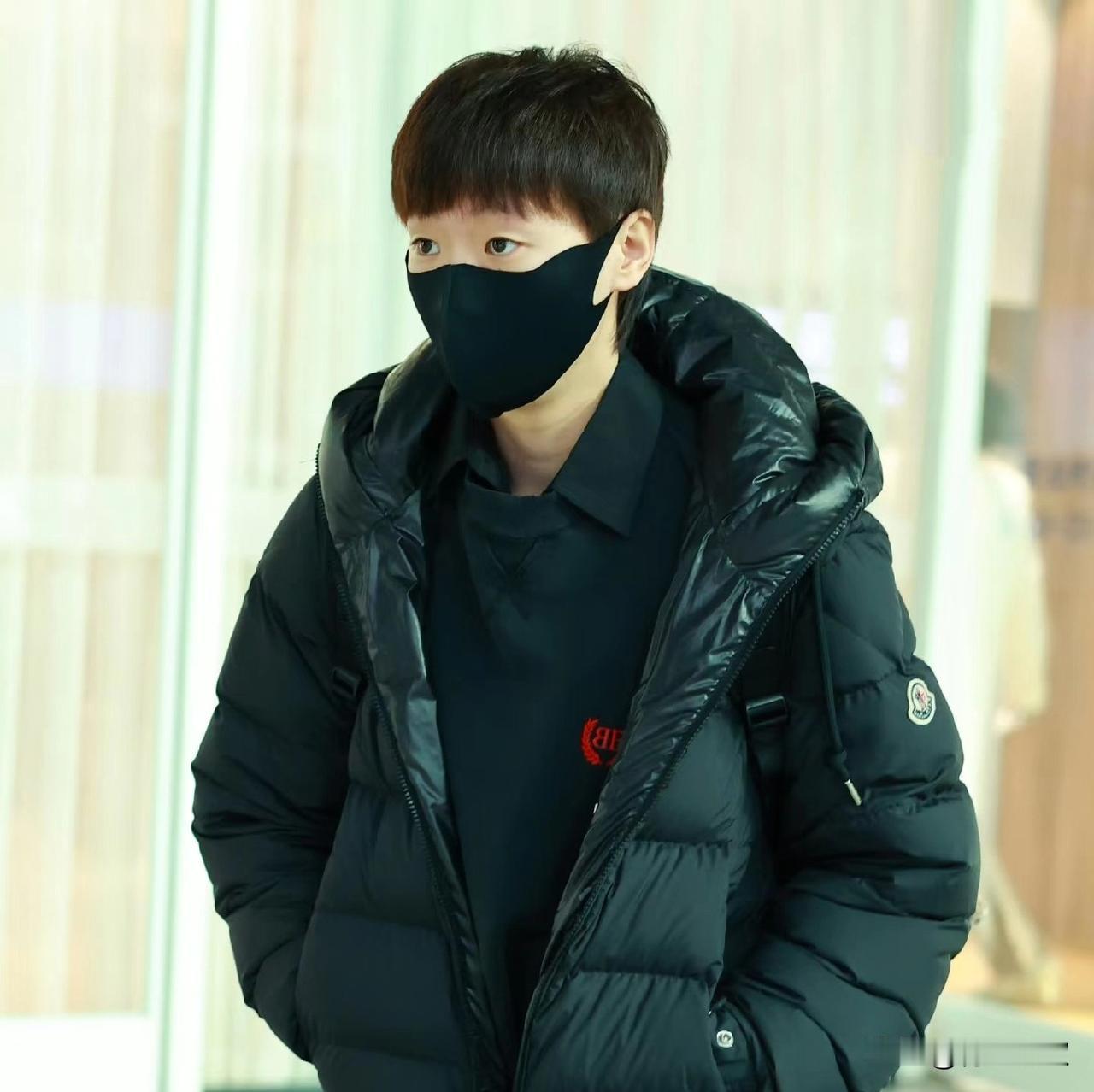 太棒了！王曼昱已经到达南京，南京阿姨网友打眼一看，知道鳗鱼大意了！看鳗鱼