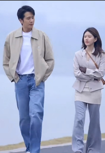 7月16日，赵露思又要补拍《恋人》！一个月的拍摄内容，硬是花了8个月拍完！已