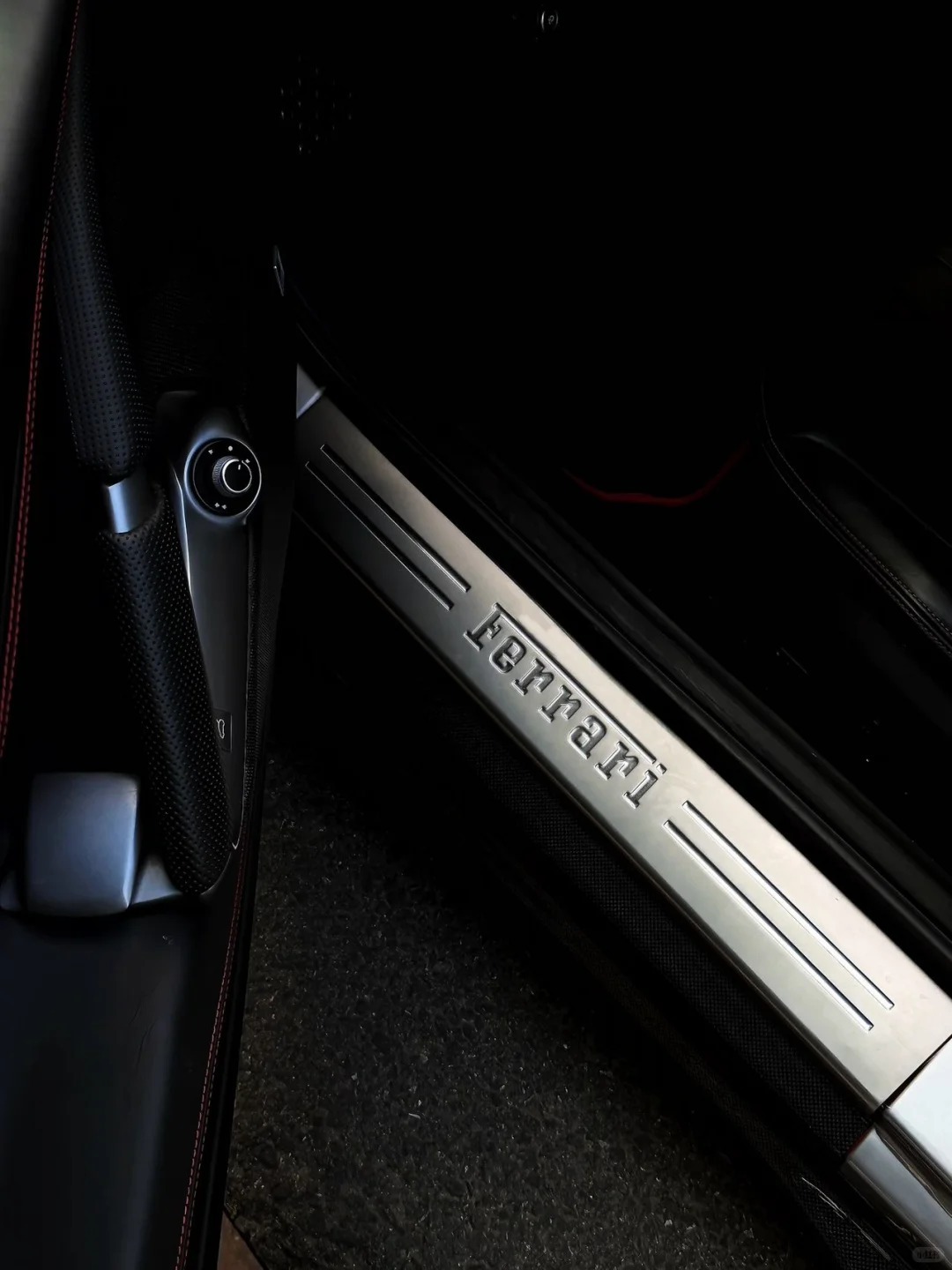 法拉利812superfast，法拉利家族最优雅的代表绝美车片​