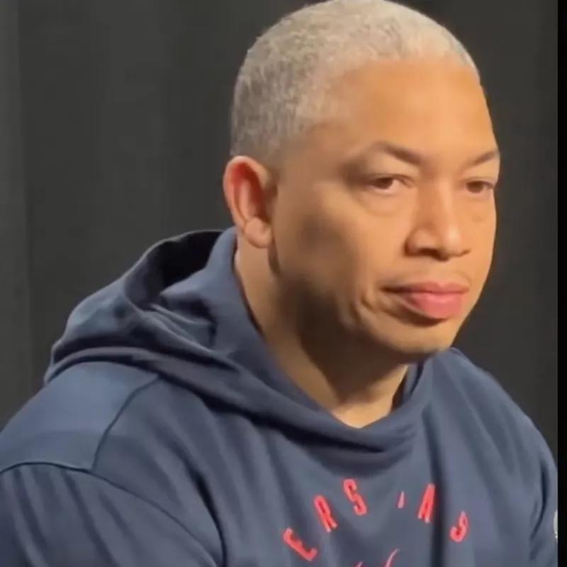 泰伦卢用人三大疑惑1，明知勇士是炮轰打法外加三分大队，卢指导竟然要和他打阵地