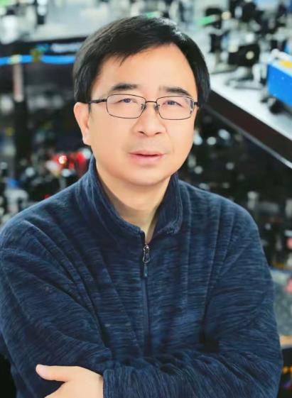 7天。两个世界级大奖。全给了同一个人。一个中国人。7月11号，IEEE把量子