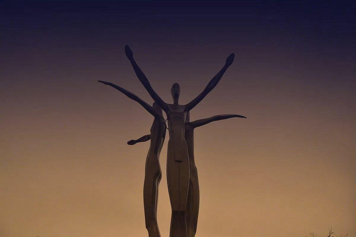 见过多大的繁华，就见过多大的无奈。——《半山文集》​​​​