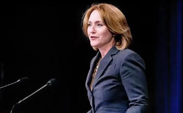 美国战争部副部长希克斯表示：“俄罗斯因乌克兰战争已无法威胁到美国了，至于中国，那