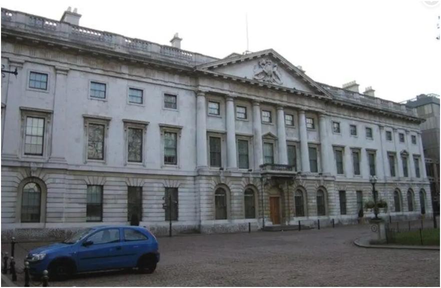 殖人天天说西方世界的契约精神，2018年中国买下了位于伦敦的皇家造币厂旧址作为