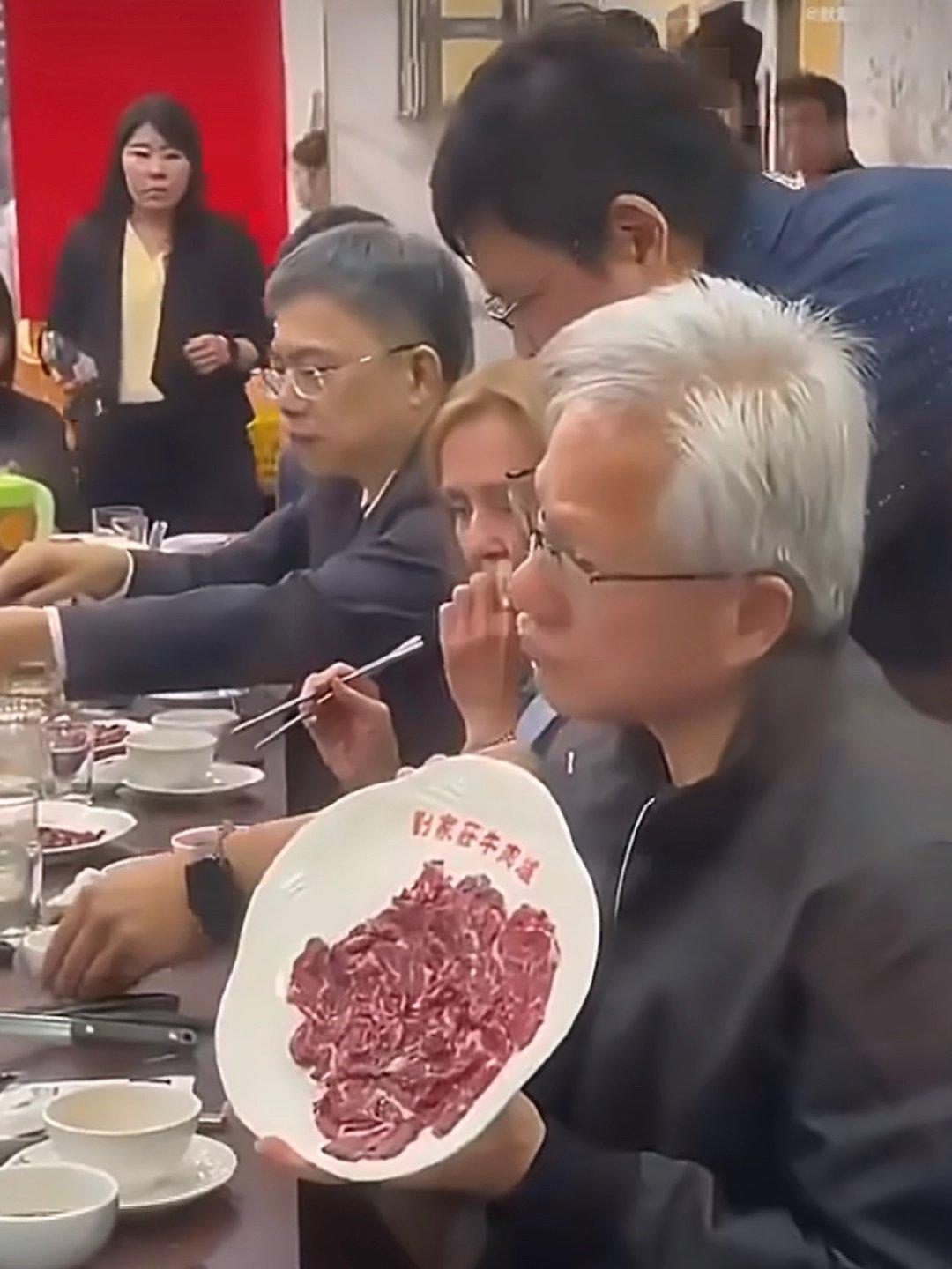 这是哪家涮牛肉？这表情包