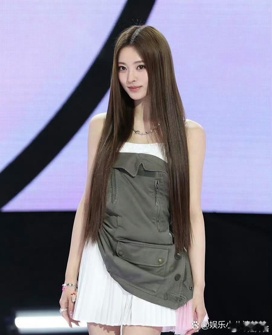 这位真的太美了，新闻图到她这儿跟开了滤镜一样​​​