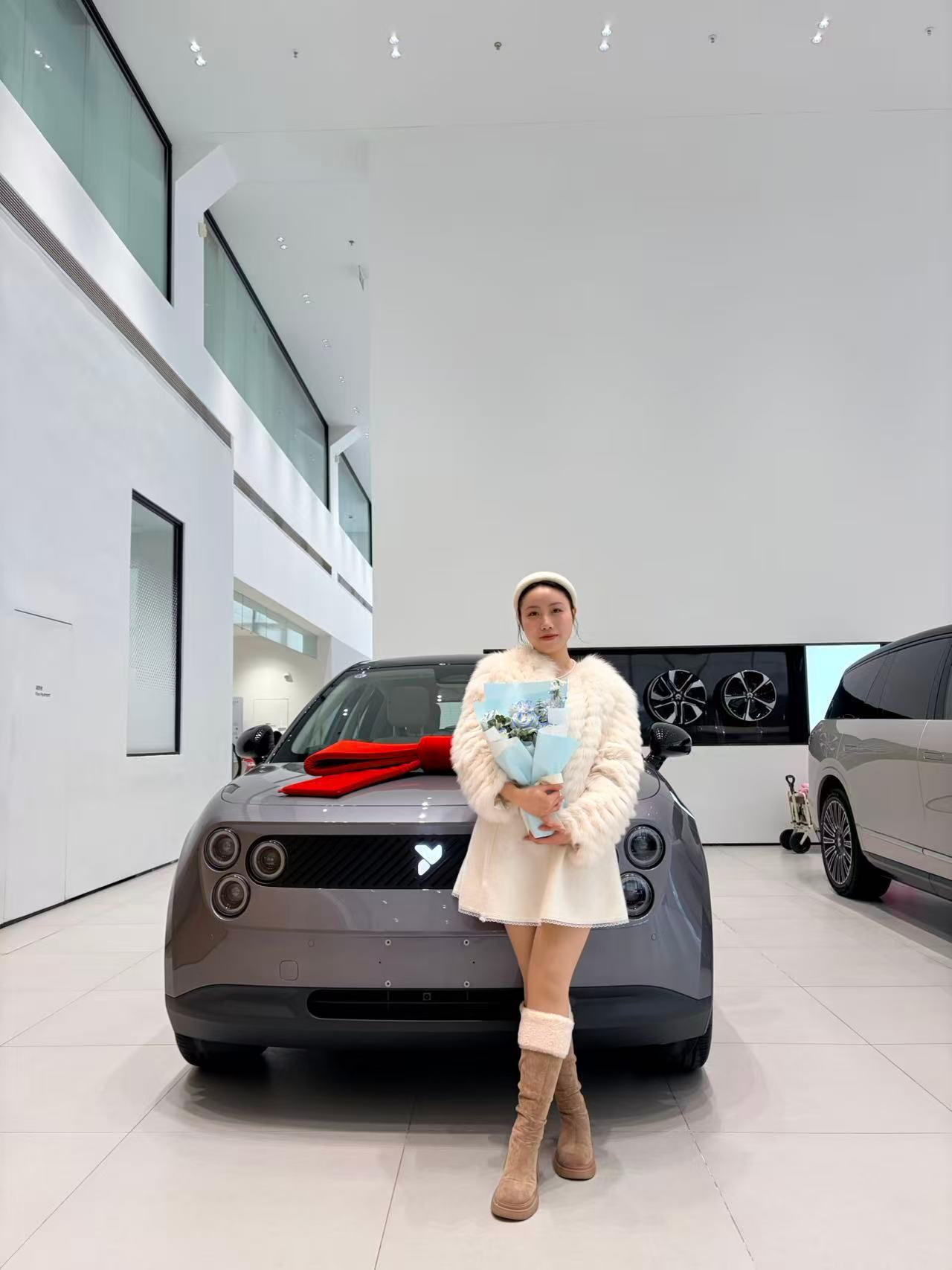 小姨子喜提萤火虫🎉🎉🎉像我小姨子呢，本地考公，福利待遇不错，暂时还没有结婚