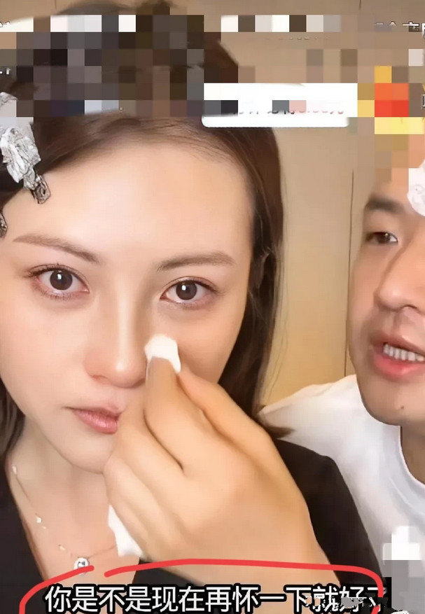 包文婧产后情绪失控！质问闺蜜，你来干嘛？而包贝尔却不理解，怎么又忽然掉眼泪了