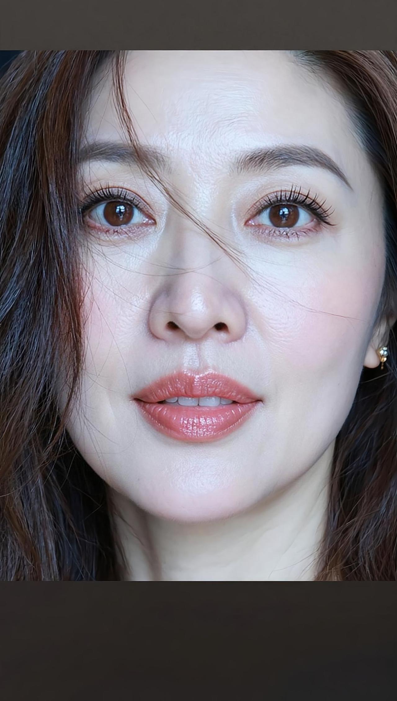 温柔眼妆,自然美肌,气质满满!