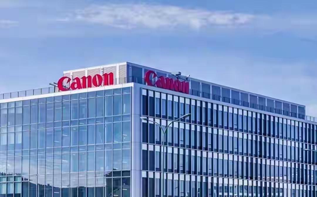 说实话，看到日系车在中国卖不动了，我第一反应是高兴。但再一查数据，心里咯噔一下—