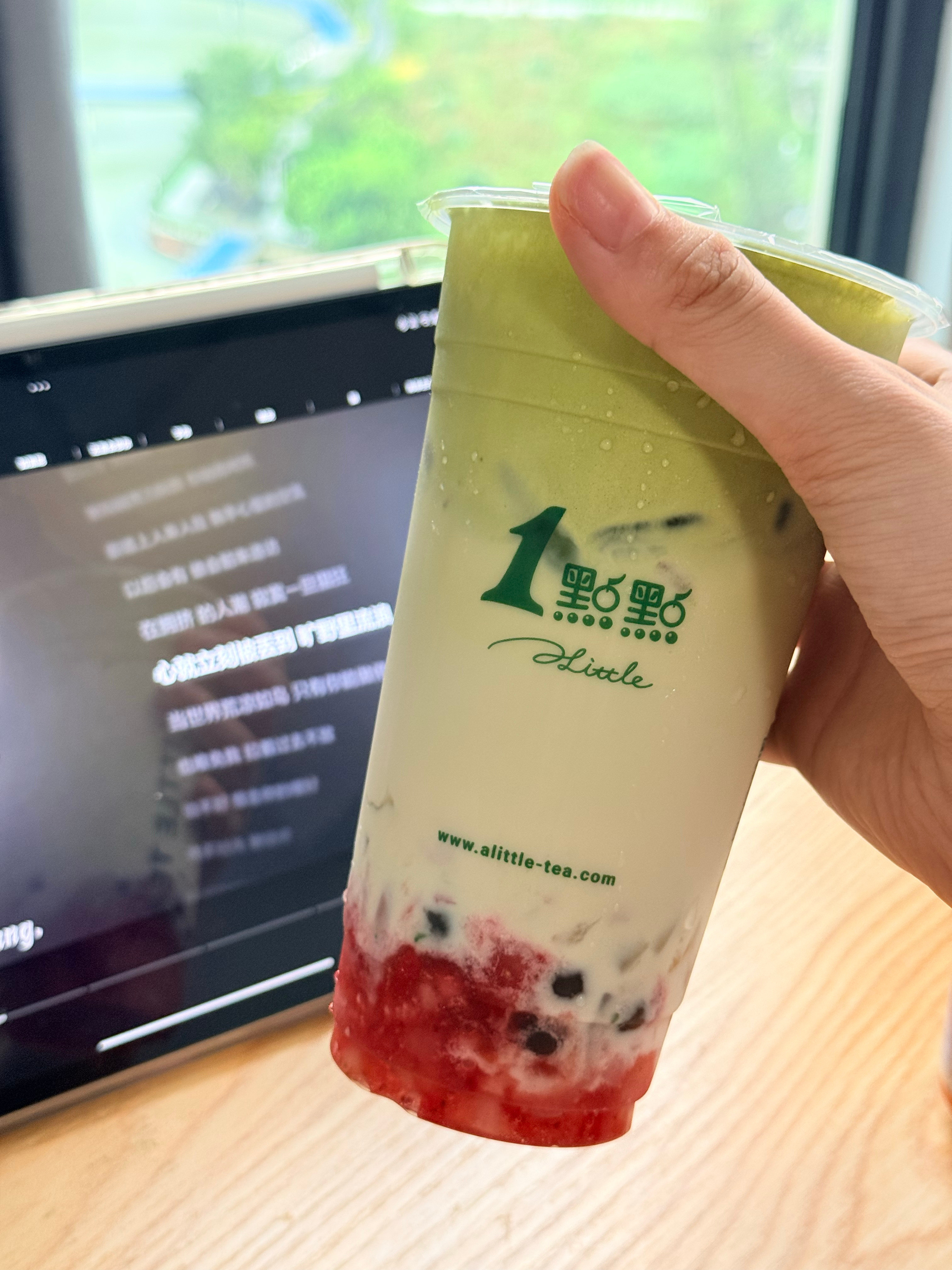 好漂亮的一杯女孩我承认你是👼🏻