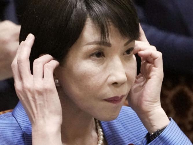 事态继续升级！日本最担心的一件事恐将发生。中国持续反制日本首相高市早苗的涉台