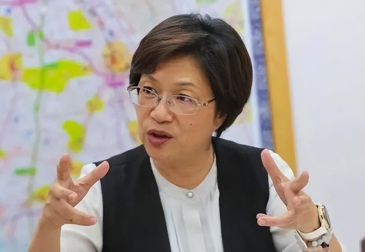 被台检调连夜复讯，国民党大将200万交保，王惠美再将郑丽文一军8月24日，国