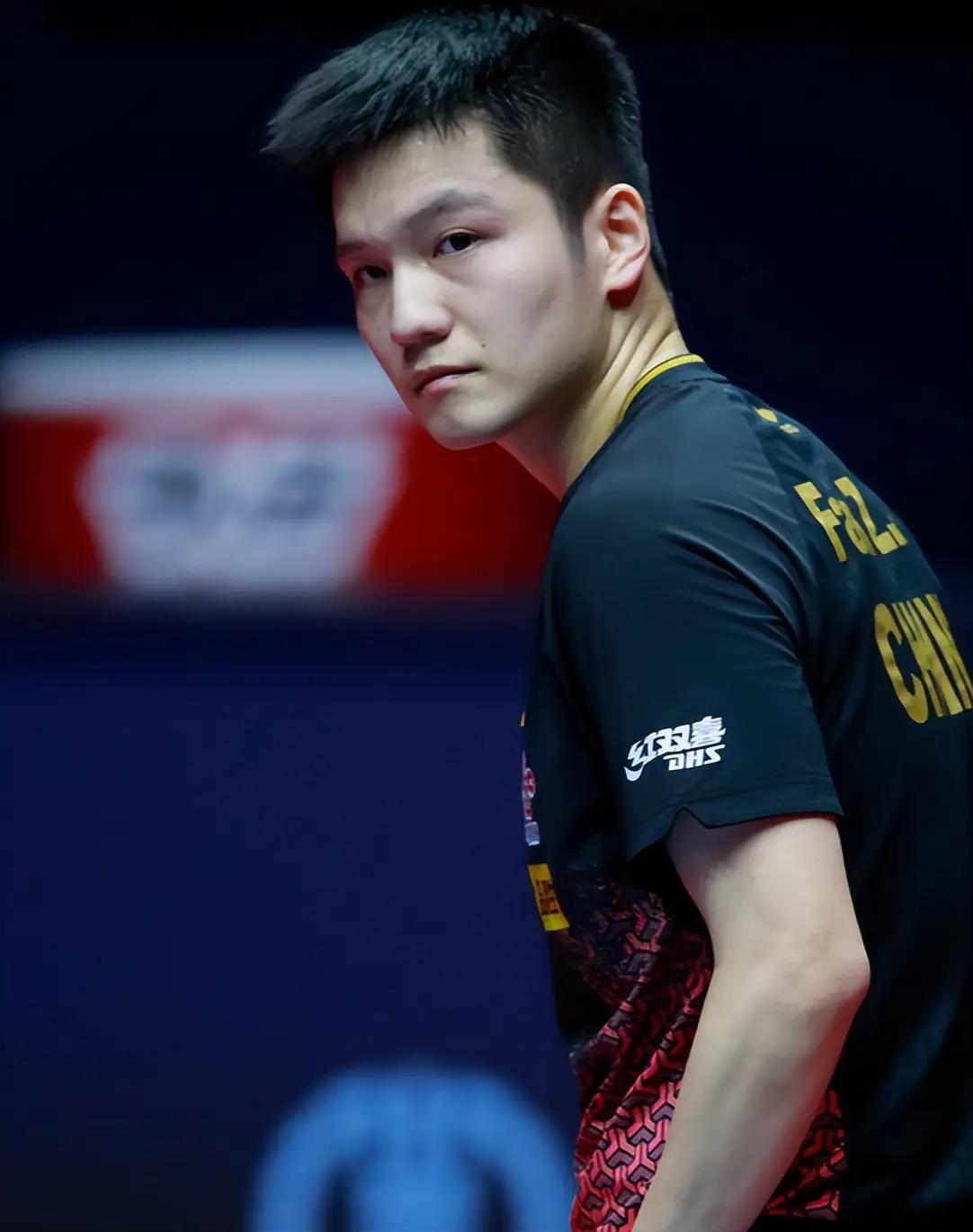 我想“斗胆批评”一下樊振东首先声明，我喜欢樊振东，但这个事，我抱着为他好的目