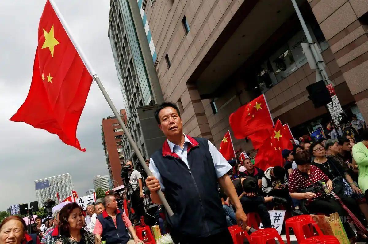 美国的“台湾牌”，打到头了！以前美国总想用“台湾牌”牵制中国，现在才发现