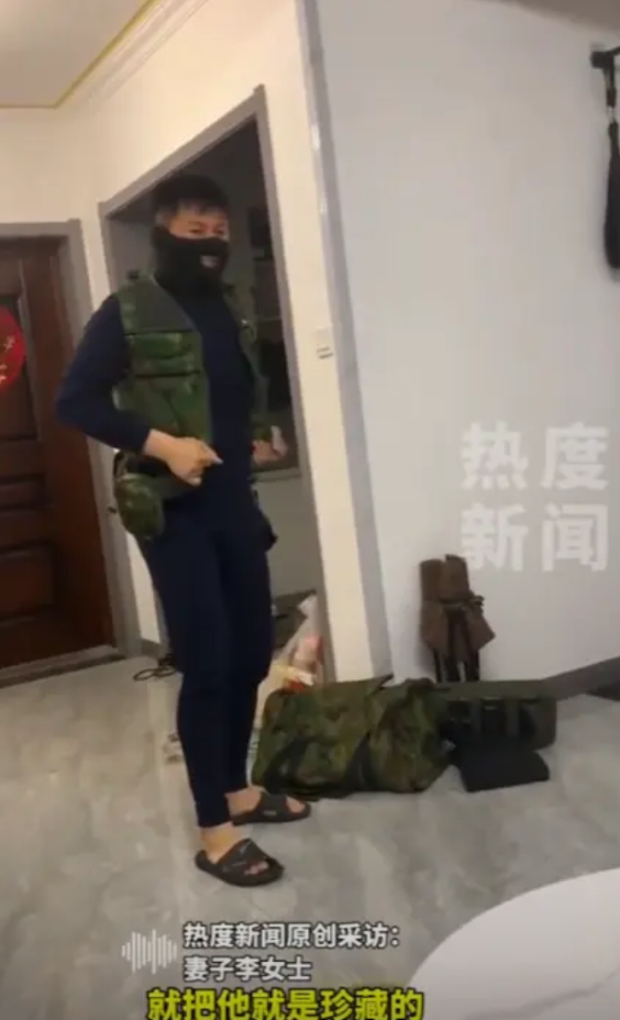 “天要塌了？”山东青岛，一女子的老公特种兵退伍13年，身材发生巨变，从八块腹肌1
