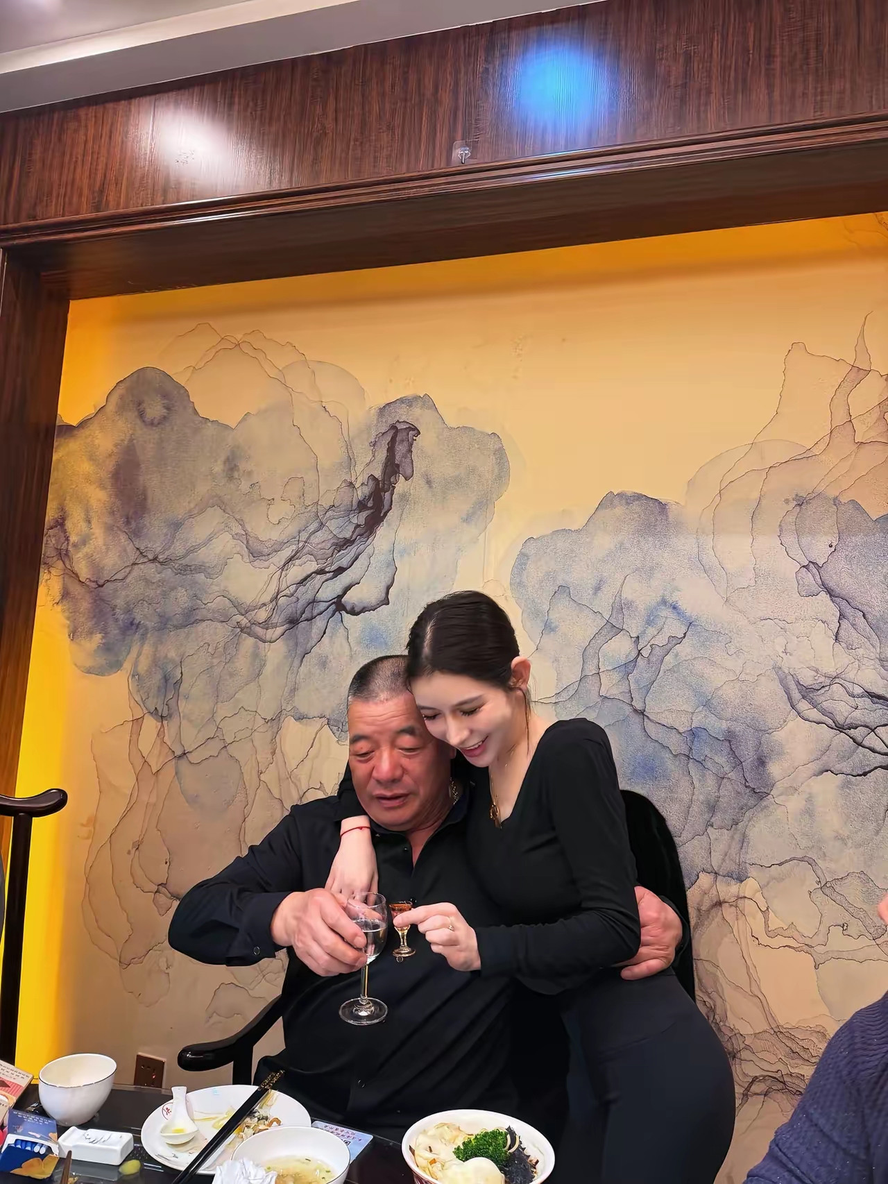 你觉得这是什么关系啊？