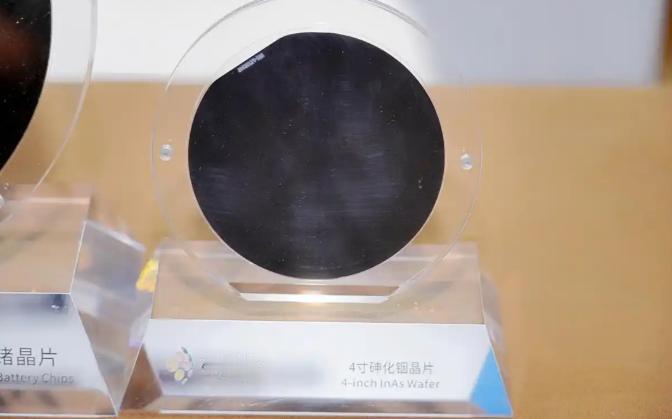 日本美国垄断9成磷化铟产能，中国为啥不怕卡脖子？你可能没听过磷化铟，但现在它