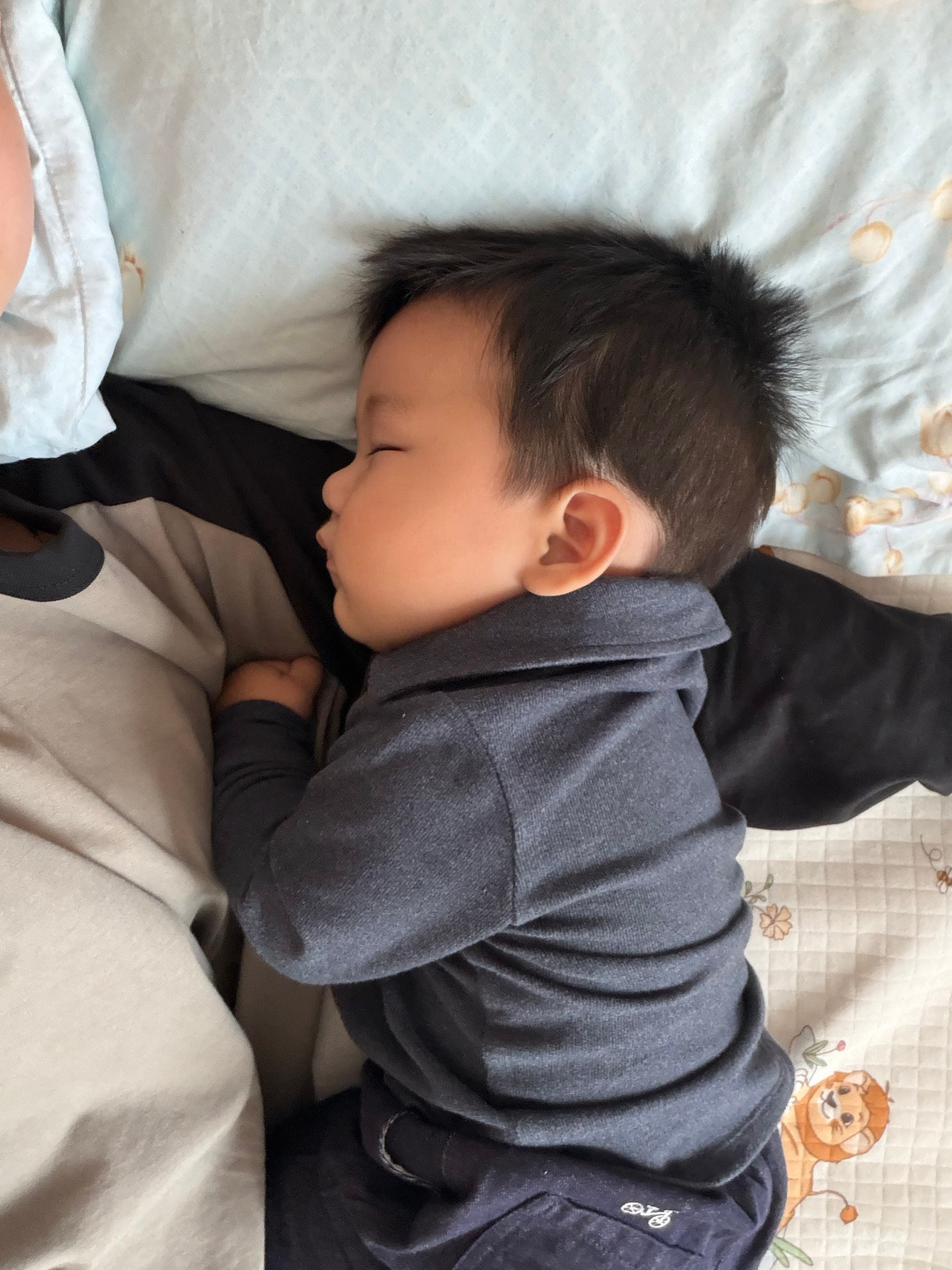 终于睡了！！！​​​