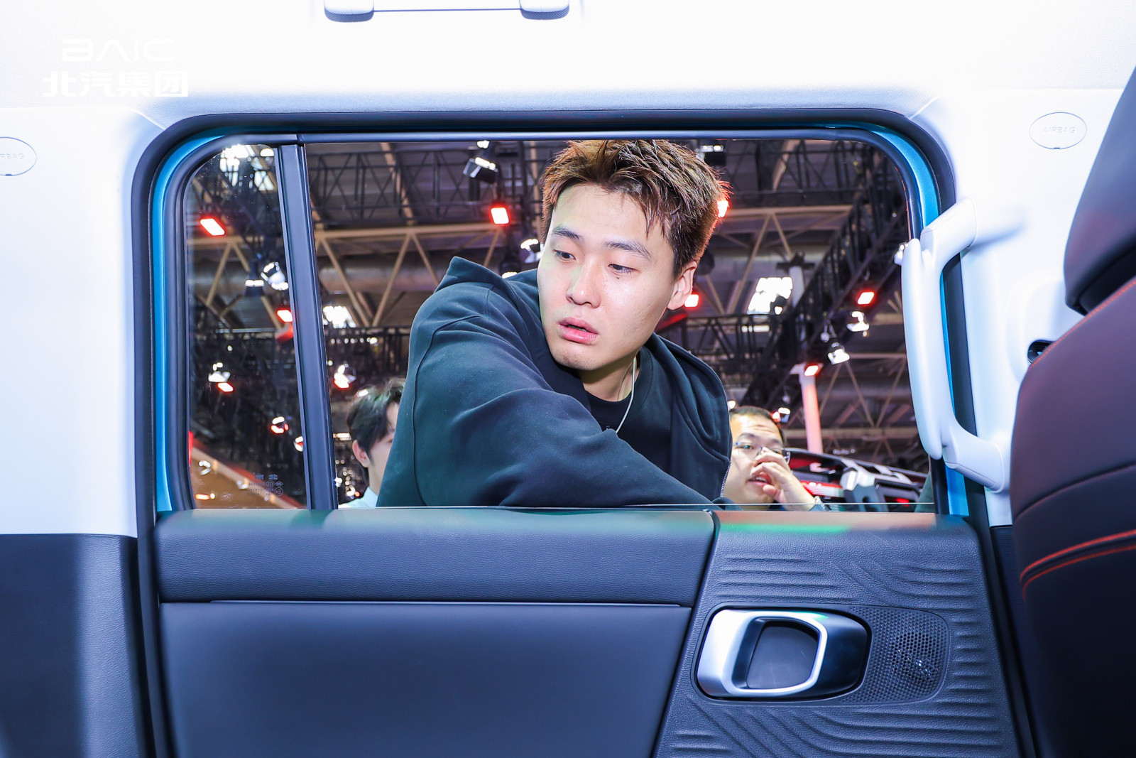 直播吧报道：“赵睿表示身体恢复地没问题，已经与全队合练。实际上，赵睿原本希望常规