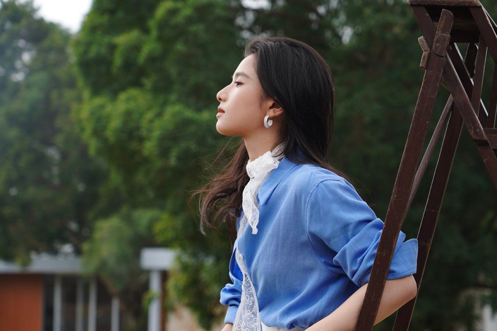 微风循新，悠然生长张婧仪