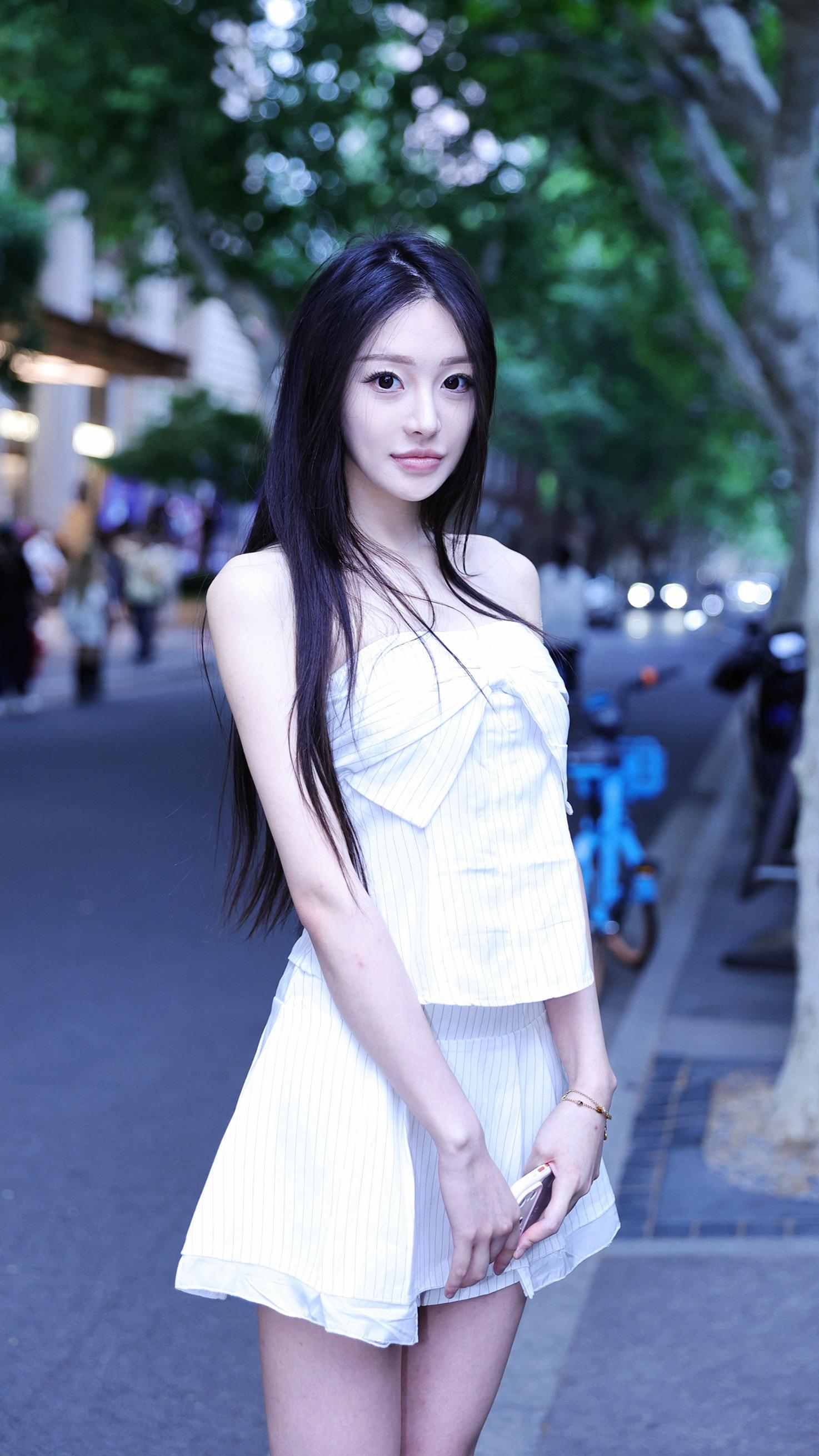 上海街拍｜肉肉。 ，00后浙江女孩身高175