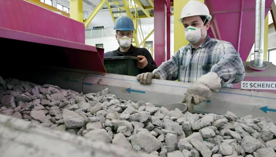 美媒消息！美国最大的稀土生产商MPMaterials已停止向中国出口稀土精矿，