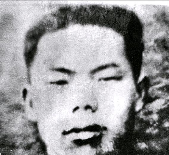 1952年，志愿军战士倪祥明睡不着，便和班长一起外出巡逻，谁料，两人突然听到山下