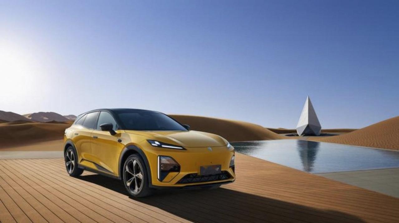 深蓝S07华为乾崑长续航版正式上市，官方指导价14.99-19.79万元，提供增