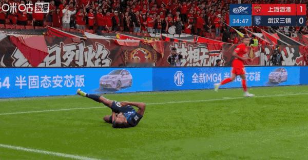 4月27日讯武汉三镇足球俱乐部公布伤情通报，球队外援贝维斯右腿股二头肌损伤，将