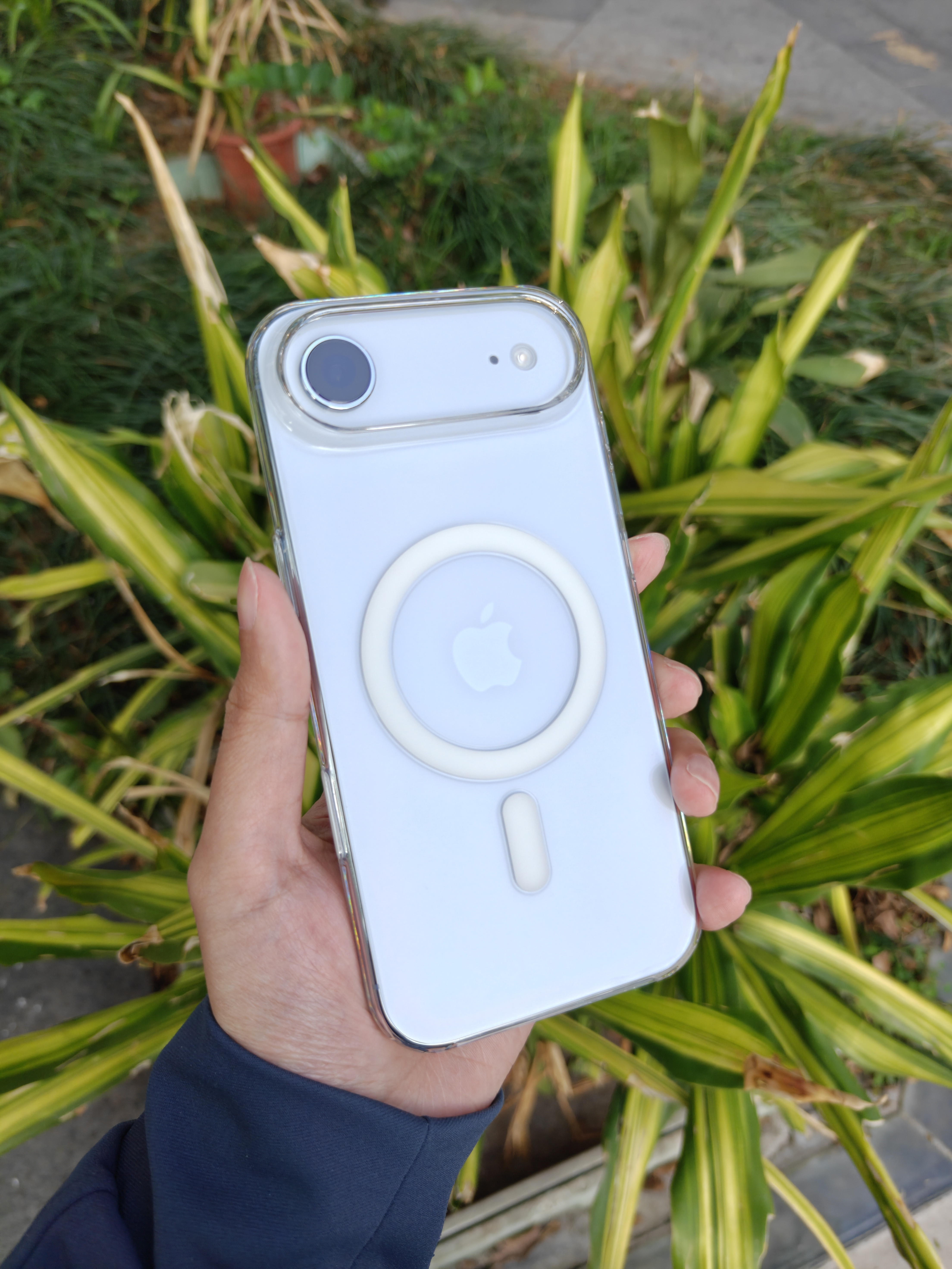 虽然苹果的iPhoneAir卖很差，对苹果来说是件坏事，但是对我来说似乎是