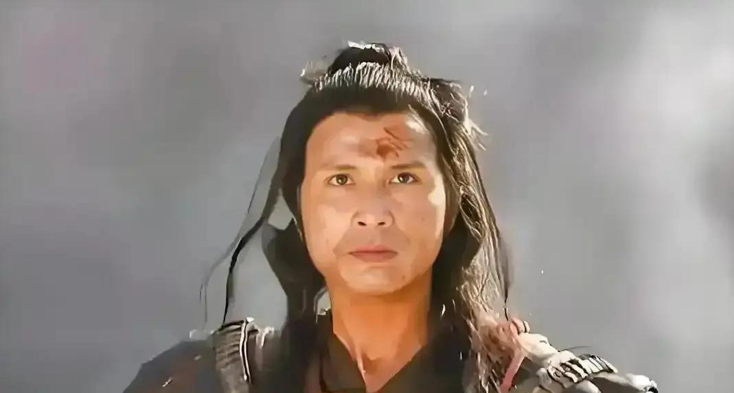 蓝玉的女儿是蜀王妃，父亲被剥皮实草后，那张皮挂在了蜀王府的门楼上。朱元璋杀蓝玉