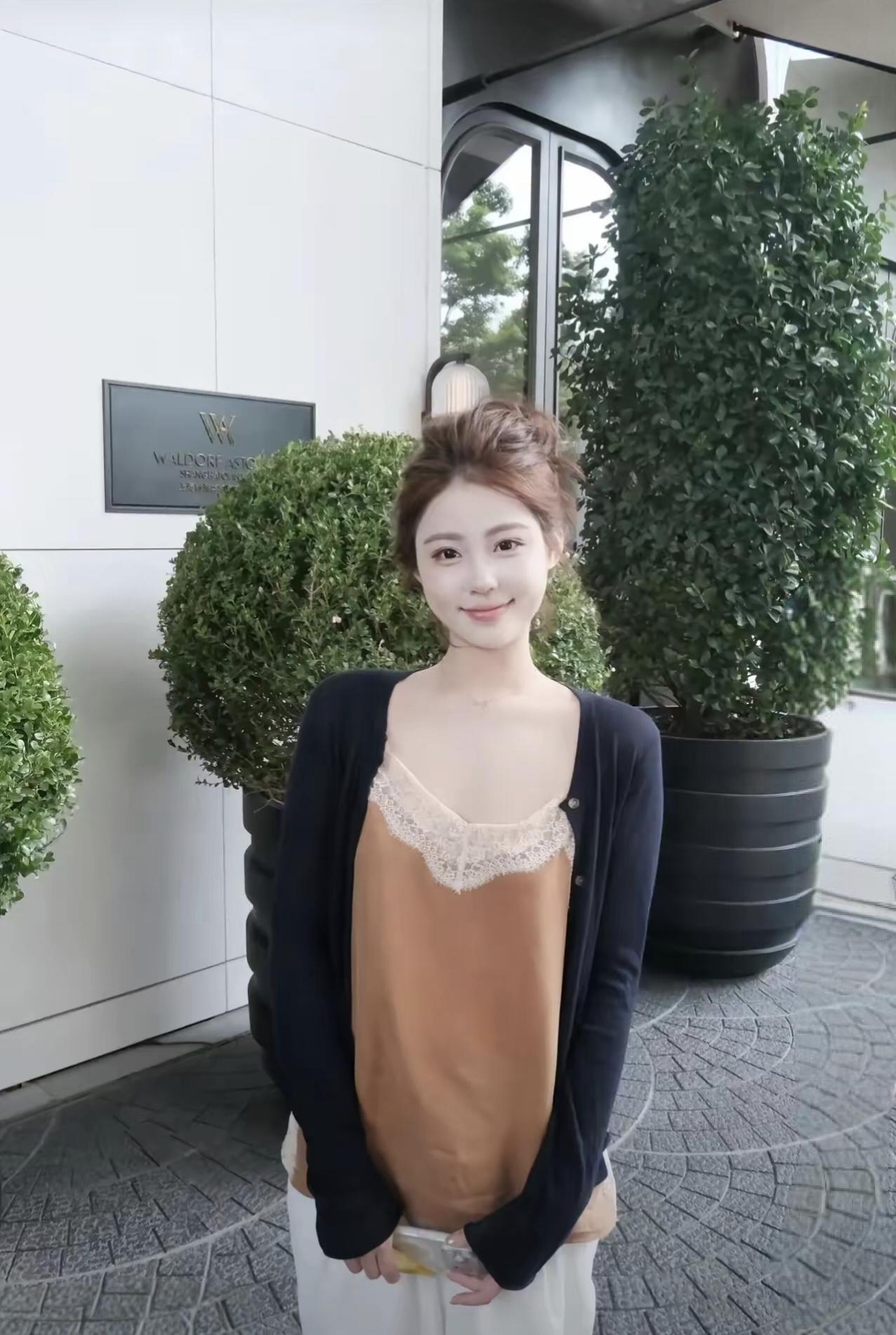 24岁漂亮女生祁萌赴泰失联超9天了！唉！这是她第一次出国，先在吉隆坡游玩一