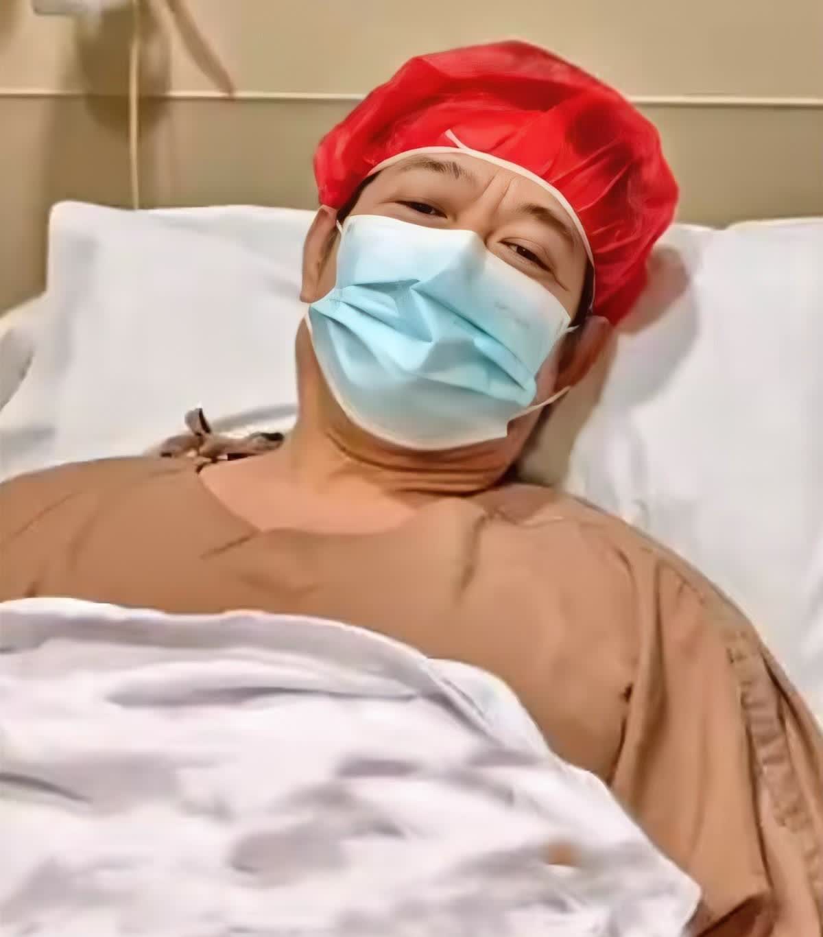 62岁的李连杰突然生病了孩子这下该要怎么办？李连杰一共生有4个孩子，有2