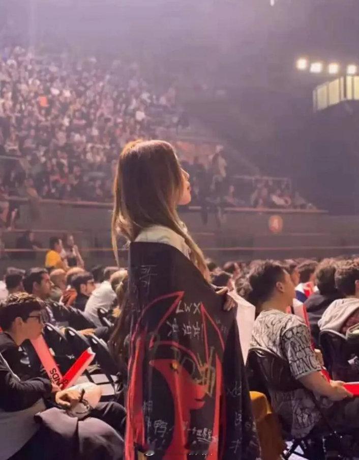 Doinb长文回顾10周年Doinb登场十周年恭喜Doinb选手在LPL登场十