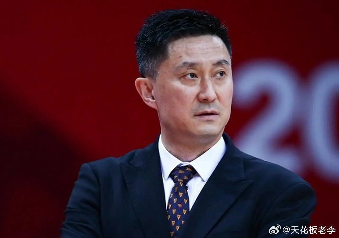 杜锋措手不及！今天晚上，中国男篮在长沙击败塞尔维亚联赛的亚军球队！三位广东男篮球