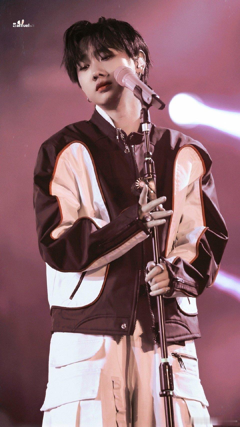 环球时报报道了汪苏泷汪苏泷5站11场环球权威报道彰显影响力，歌声奔赴世界各地圈粉