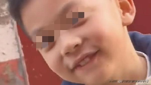 爸爸，你不是去走亲戚了吗？怎么这么晚才回来？昨晚你没有回来，我是在你被窝里睡的！