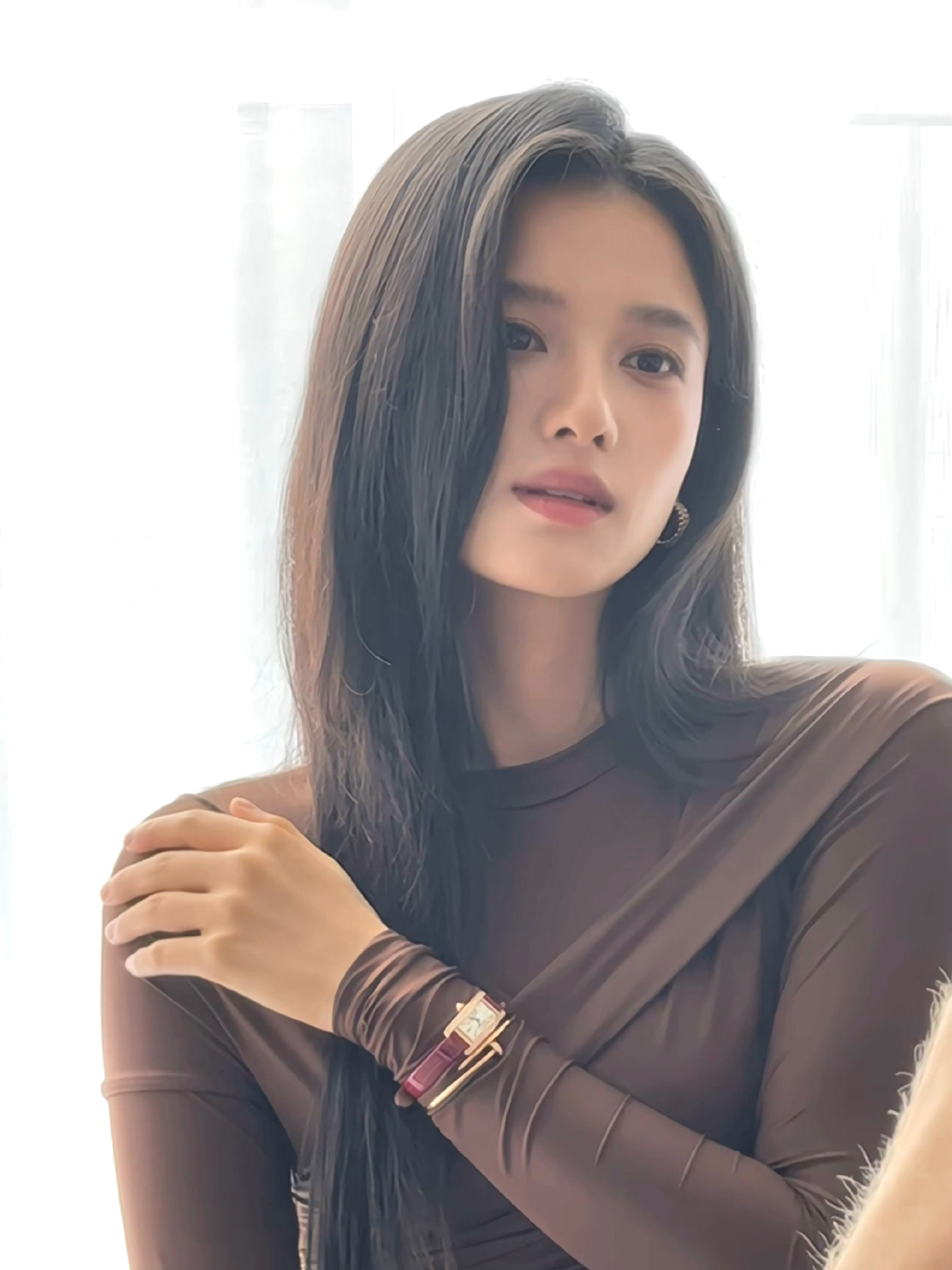 张婧仪穿搭头像：新隽雅秀，演绎极致绽放。张婧仪