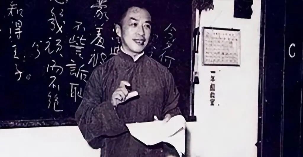 抗战胜利后，钱穆曾向蒋介石提出一个关键建议，中华民国的首都不能再设在南京，而应迁