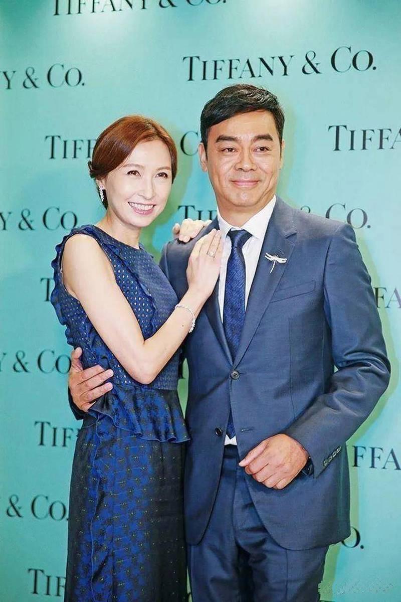 一位情感专家曾说：“手头宽裕的话，就找个自己真心喜欢的女人过日子；如果钱包一般，