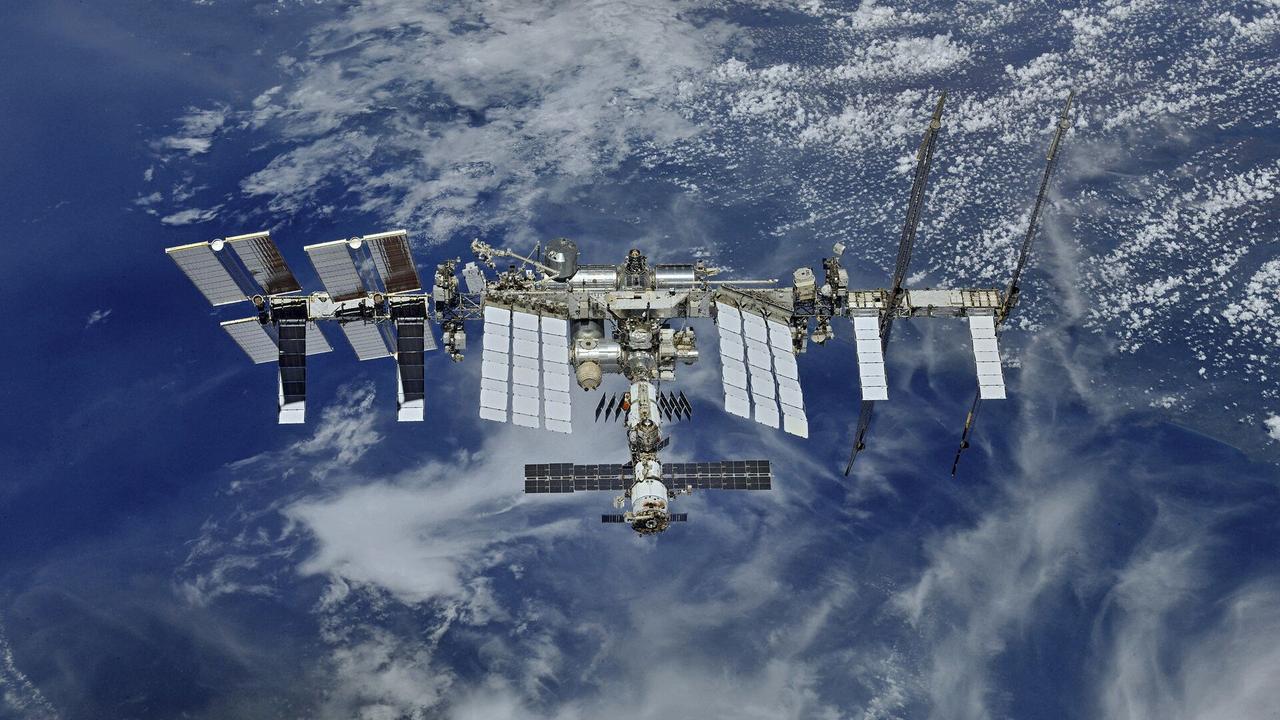 离国际空间站退役已经没有几年了，近期NASA已正式开启商业空间站招标，计划于20