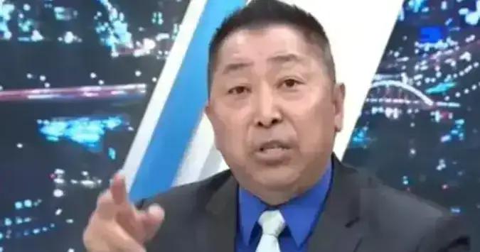 唐湘龙在《少康战情室》抛那句“军事再猛、经济再牛、科技再炸，只要台湾没回来，就永