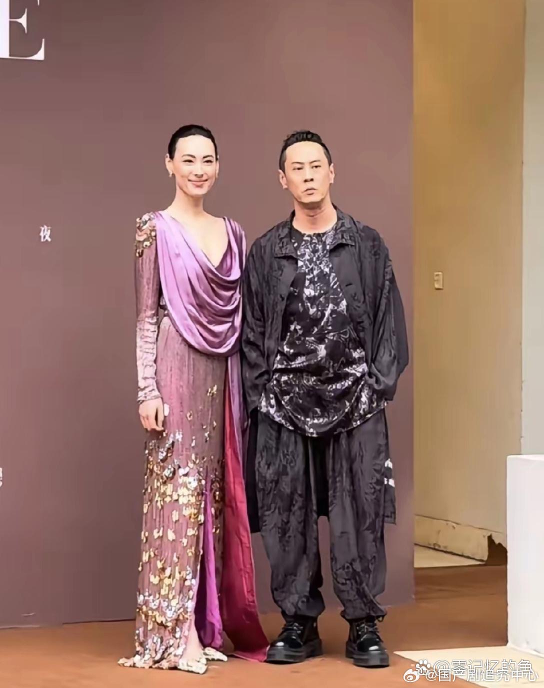 梁洛施和男朋友。