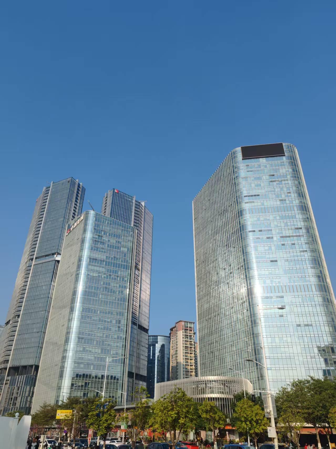 6种，分别是汉语、英语、法语、俄语、阿拉伯语、西班牙语，“汉语”指的是普通