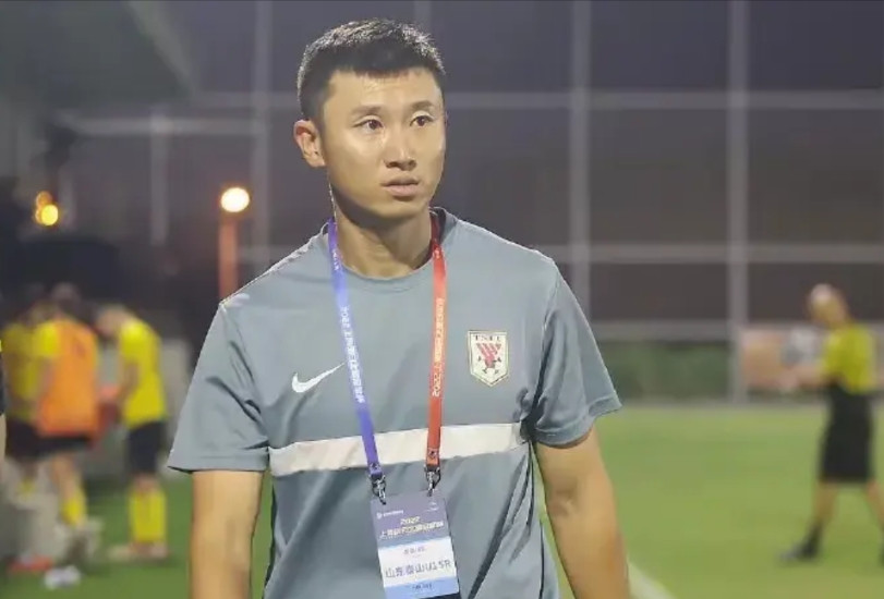 惊闻U14、U15国足主帅有望在本土教练员中产生。我呸！又是所谓的中国专家建议