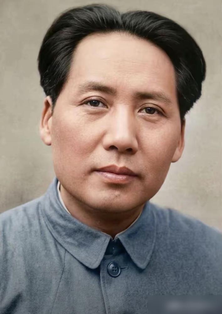 于和伟演教员，全网炸锅：这分明是刚演完曹操，还没出戏！你真以为《觉醒年代》导
