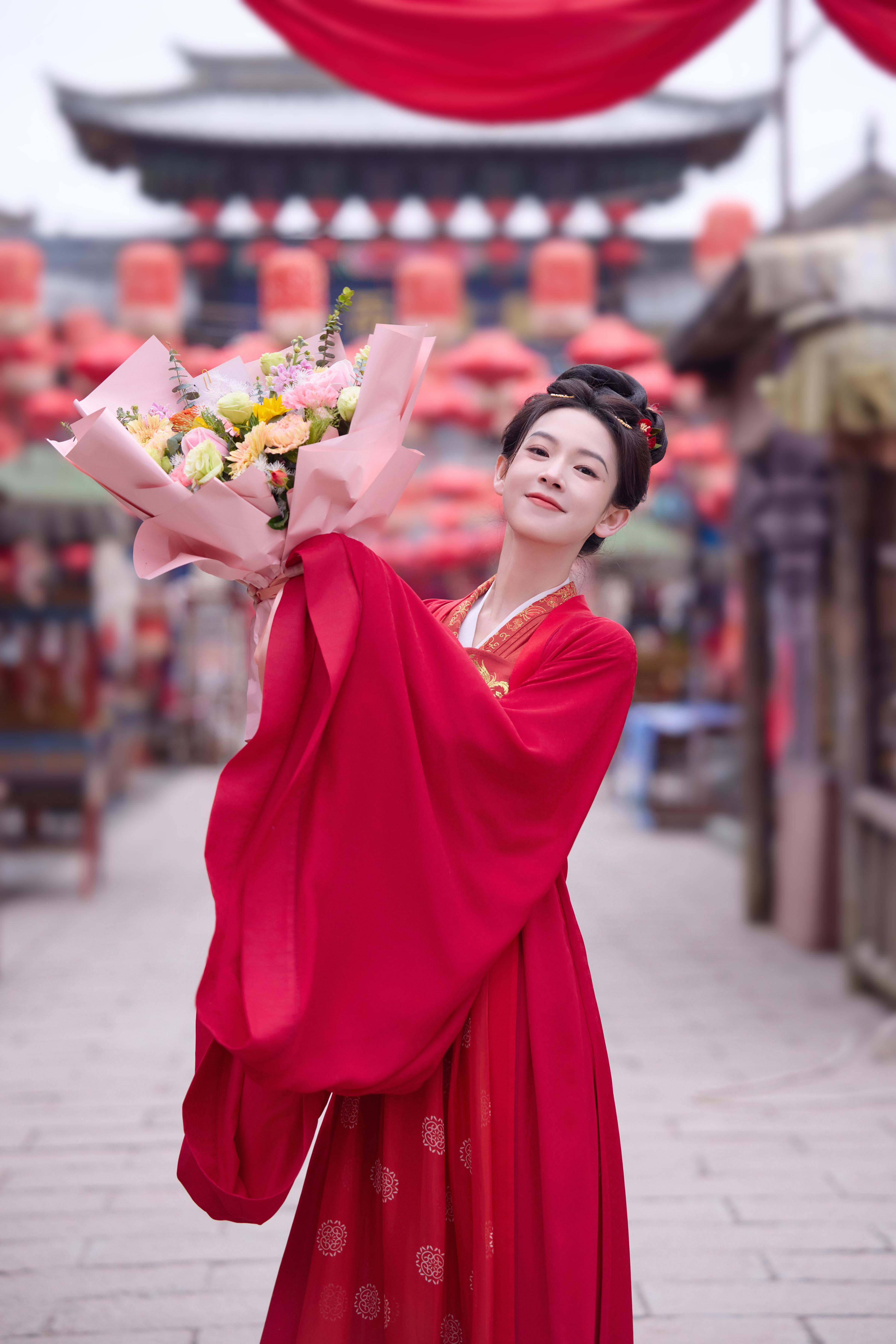 造型比较朴素～～～🍃🍃🍃陈瑶《长安二十四计》朝露☽剧照-粉衣（玫红）（