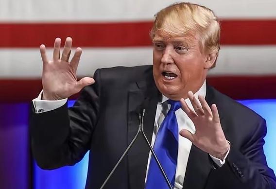 让人惊掉下巴！特朗普在达沃斯论坛上公开说，没有美国打赢二战，台下各国代表现在都得